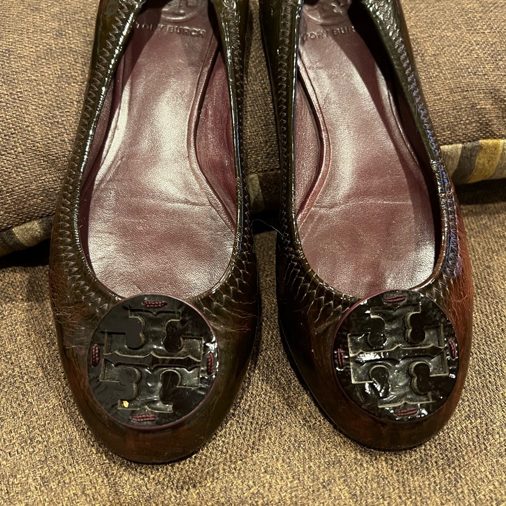 Tory Burch Maroon leather flats size 7.5